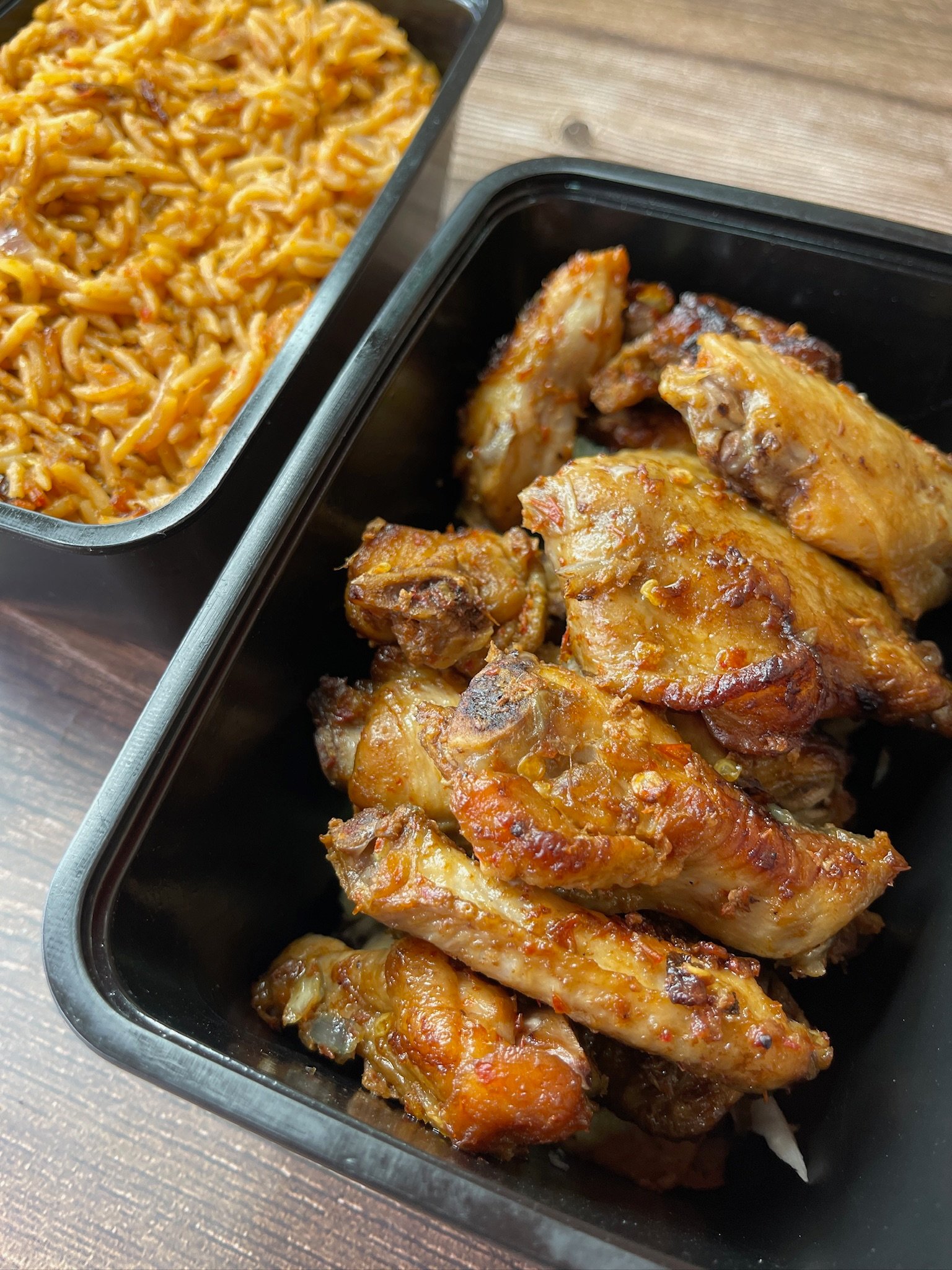 CHICKEN WINGS